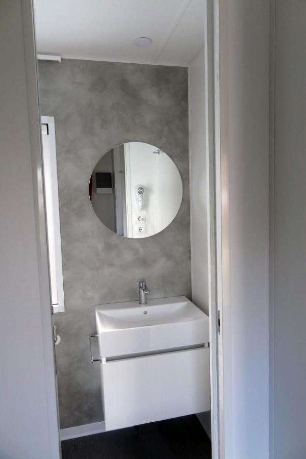 Holiday Home Garda Suite Deluxe By Interhome Rivoltella del Garda Eksteriør billede